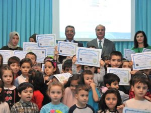 Başkan Hançerli, minik öğrencilerle birlikte