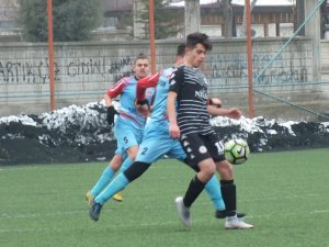 Meram Kara Kartallar’da galibiyet sevinci