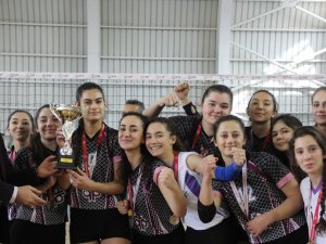 Okullararası Gençler Voleybolda şampiyonlar belli oldu