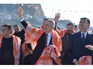 Büyükşehir Adayı Savaş ve Cumhur İttifakı adayları sahaya indi