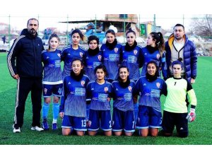 Malatya Bayanlarspor farklı galip