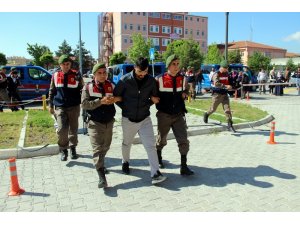 Akaryakıt istasyonundaki kar maskeli cinayette 5 sanığa ceza yağdı