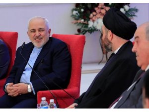 İran  Zarif'in istifası kabul edilmedi