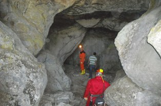 Çamlık mağaraları tabiat parkı olmayı bekliyor