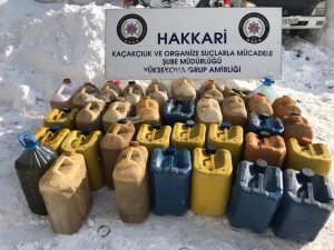 Hakkari’de 980 paket sigara ve 637 litre akaryakıt ele geçirildi