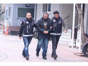 Ünlü çiğ köfte zincirinin sahibi FETÖ’den tutuklandı
