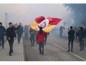Galatasaray, Bolu’da coşkuyla karşılandı