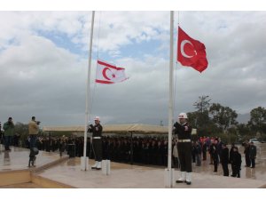 Kıbrıs Türk halkının mücadele lideri Küçük'ün ölümünün 35. yılı