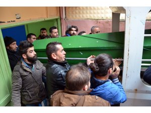 Göle uçan arabada hayatını kaybeden şahsın cenazesi alındı