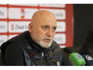 Hikmet Karaman: “İkinci yarıdaki performansımızı üste çekerek devam ettirmemiz gerekiyor”