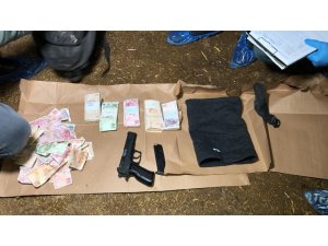 Silahla banka soyan zanlı yakalandı