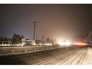 Denizli-Antalya kara yolu çift yönlü ulaşıma açıldı