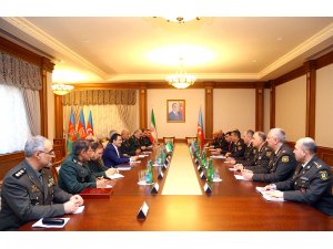 "İran, Karabağ topraklarını Azerbaycan toprakları olarak görüyor"