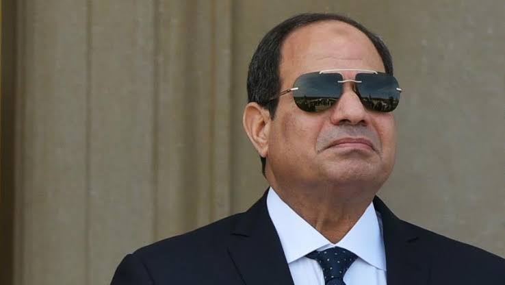 Sisi'den El-Ezher Şeyhi'ne seyahat kısıtlaması