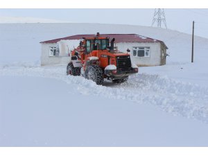 Doğu'da 1609 köy ve mahalle yolu ulaşıma kapalı