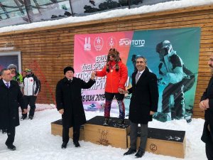 Özel sporcular Palandöken’de yarıştı