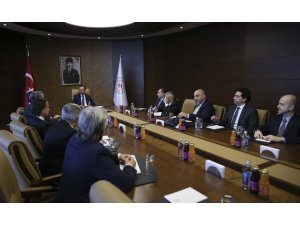 Bakan Kasapoğlu, Ali Koç'u kabul etti