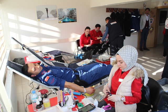 Kızılay, Yunak'ta 113 ünite kan topladı