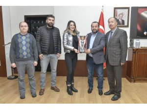 Rektör Akgül: “Voleybol takımımız bizleri gururlandırdı”