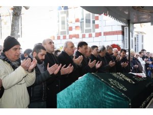 Ümraniye Belediye Başkan adayı Yıldırım, Ümraniyesporu acılı gününde yalnız bırakmadı