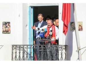 Tunus'ta genel greve giden memurlardan maaş protestosu