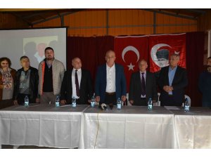 Başkan Karaçelik, başka partiden adaylık için vatandaştan yetki istedi