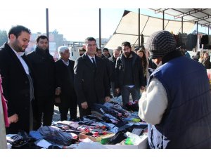Ümmet Akın, Efeler’de halkın içine karıştı