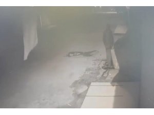 Karanlıktan faydalandı yoldaki mazgalı çaldı