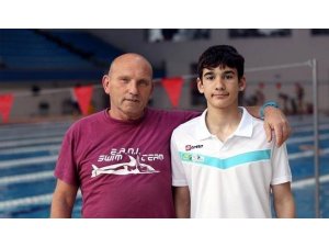 Kayseri’nin rekortmen yüzücüsü Yiğit Aslan ve Antrenörü Corrado milli takım kampına gidiyor