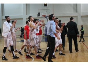Yalova Belediyespor: 95 - Selçuklu Basketbol: 93