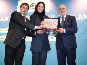 "Türkiye'nin gelişme ivmesi hızlanarak devam edecek"