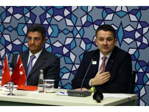 Bakan Pakdemirli, Almanya’da Türk işadamları ile bir araya geldi