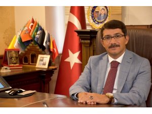 Başkan Çelik: "Büyükşehir ve ilçelerimizin tamamında zafere ulaşacağız"