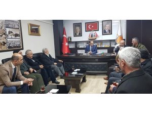 Başkan Dağtekin vatandaşları dinliyor