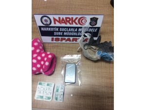 Bebek patiğinden uyuşturucu çıktı