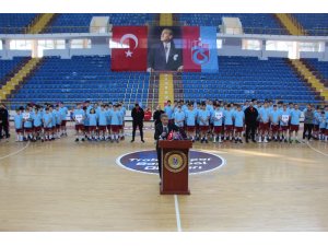 Ahmet Ağaoğlu: “Kulübü, sporu yönetenler ahlaklı olacaklar ki o ahlakı gençlerimize kadar taşıyabilelim”