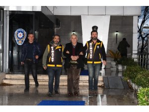 Yasak aşk yaşadığı kadını öldüren sanığa müebbet hapis