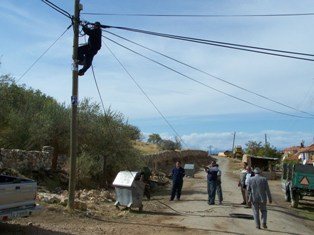 Telefon hatları yer altına alınıyor