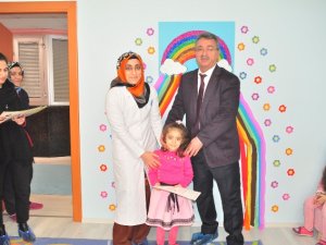 Hançerli öğrencilere karne dağıttı