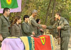 PKK 37 kişiye daha silah verdi