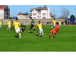 TFF 3. Lig: Fatsa Belediyespor: 0 - Kocaelispor: 0
