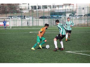 Malatya derbisinde gülen taraf Yeşilyurt Belediyespor oldu