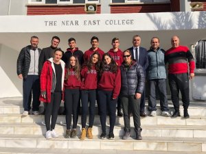 Yakın Doğu Koleji Atletizm Takımı Türkiye Salon Yarışlarına katılıyor