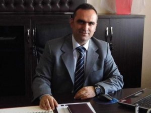 Anadolu lisesi eski müdürü ahırda ölü bulundu