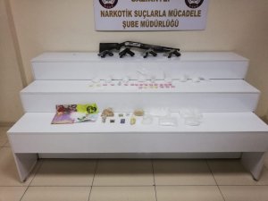 Polis uyuşturucu tacirlerine göz açtırmıyor