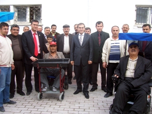 Ziraat odasından engellilere akülü araç