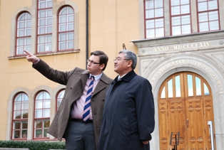 İki hemşeri Belediye Başkanı İsveç’te buluştu