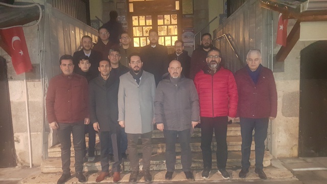 Uygur Türklerine yapılan baskı ve zulmü kınıyoruz