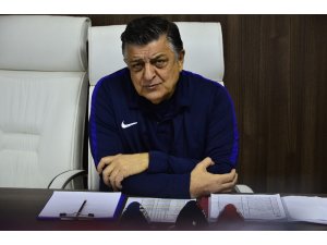 Yılmaz Vural, 3 transfer yapmak istediklerini söyledi