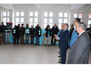 Karaman'da hükümlüler okulları onarıyor